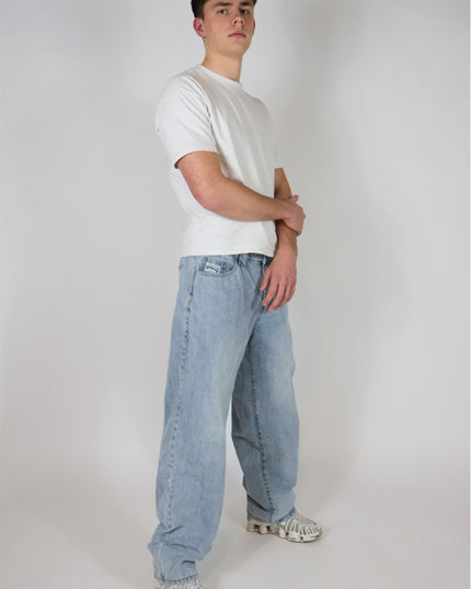 AKELLO "Stonewash Lyseblå" ( Kollektion 2. )