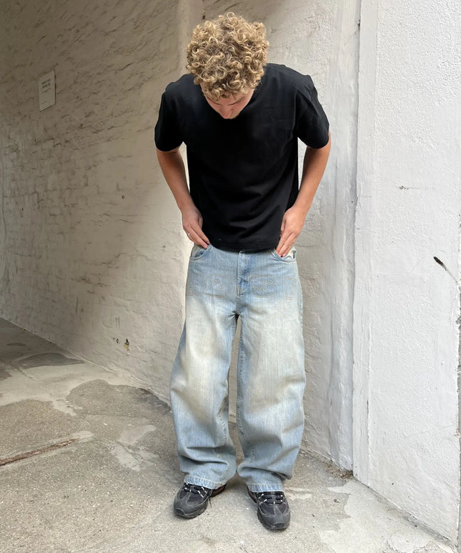 STITCHING MØST LIGHT BLUE { Collection 3 }